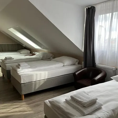 Skyline Hotel Hanovre Extérieur photo