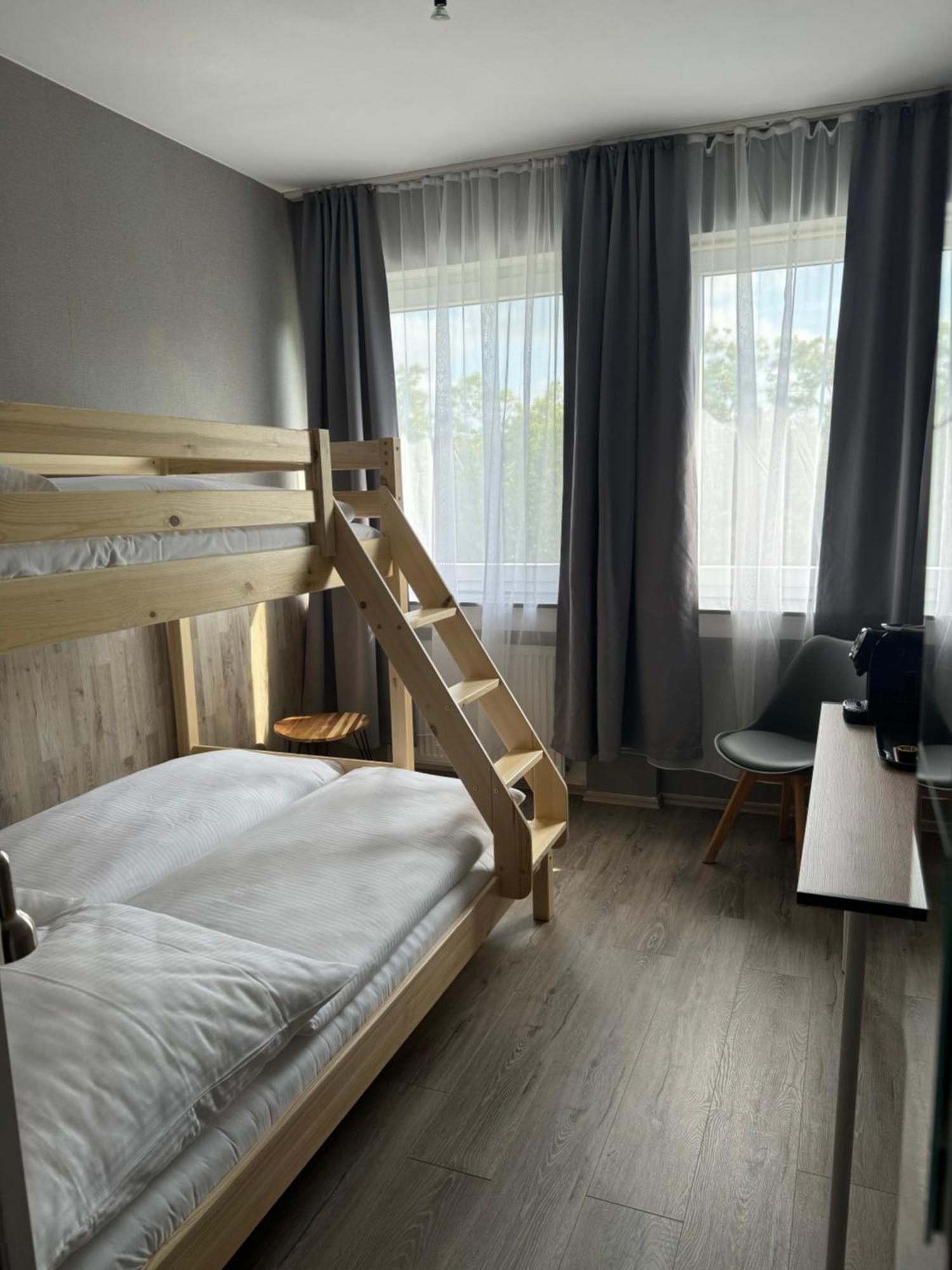 Skyline Hotel